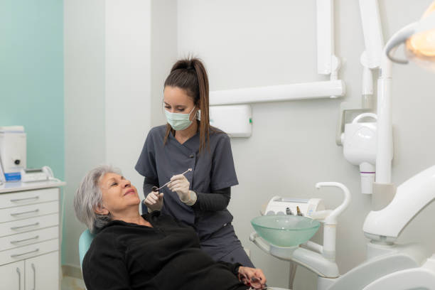 Best Weekend Emergency Dentist in Steelevle, IL